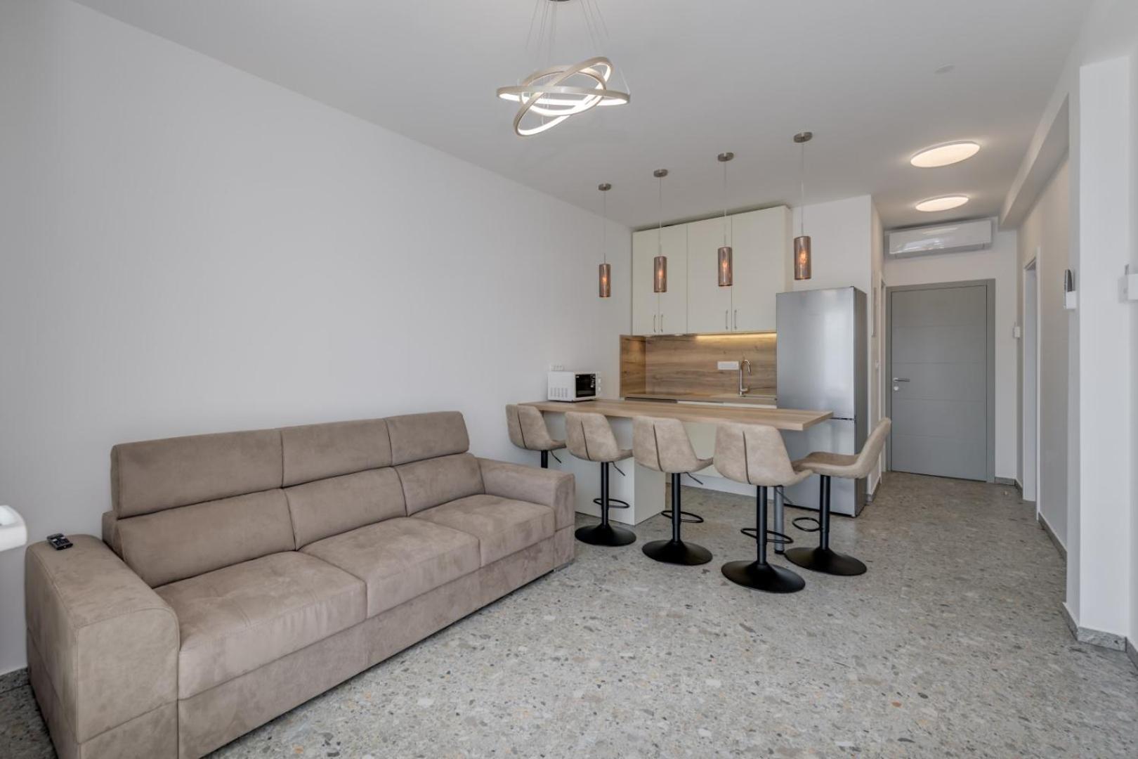 Deluxe Seaview Villa Kennedy III Mimice Luaran gambar