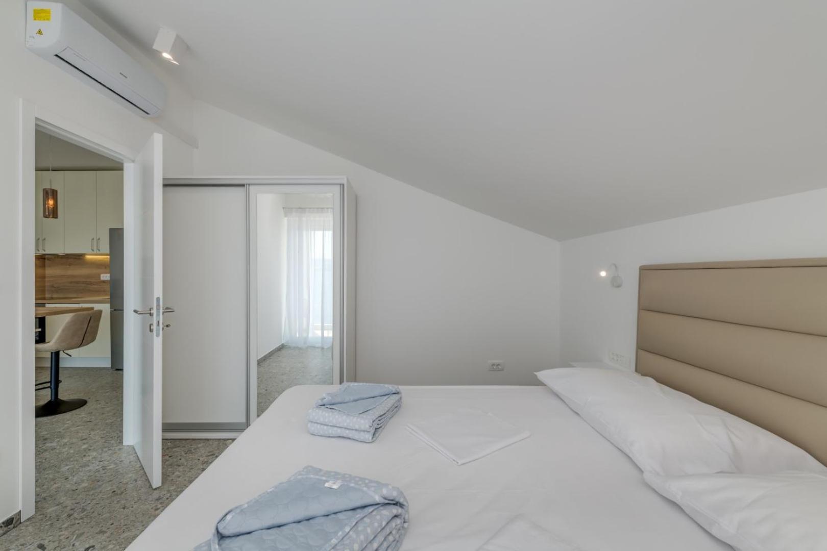 Deluxe Seaview Villa Kennedy III Mimice Luaran gambar