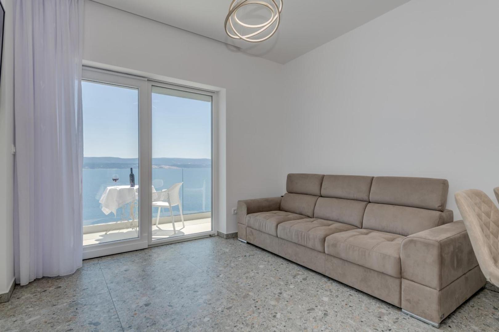 Deluxe Seaview Villa Kennedy III Mimice Luaran gambar