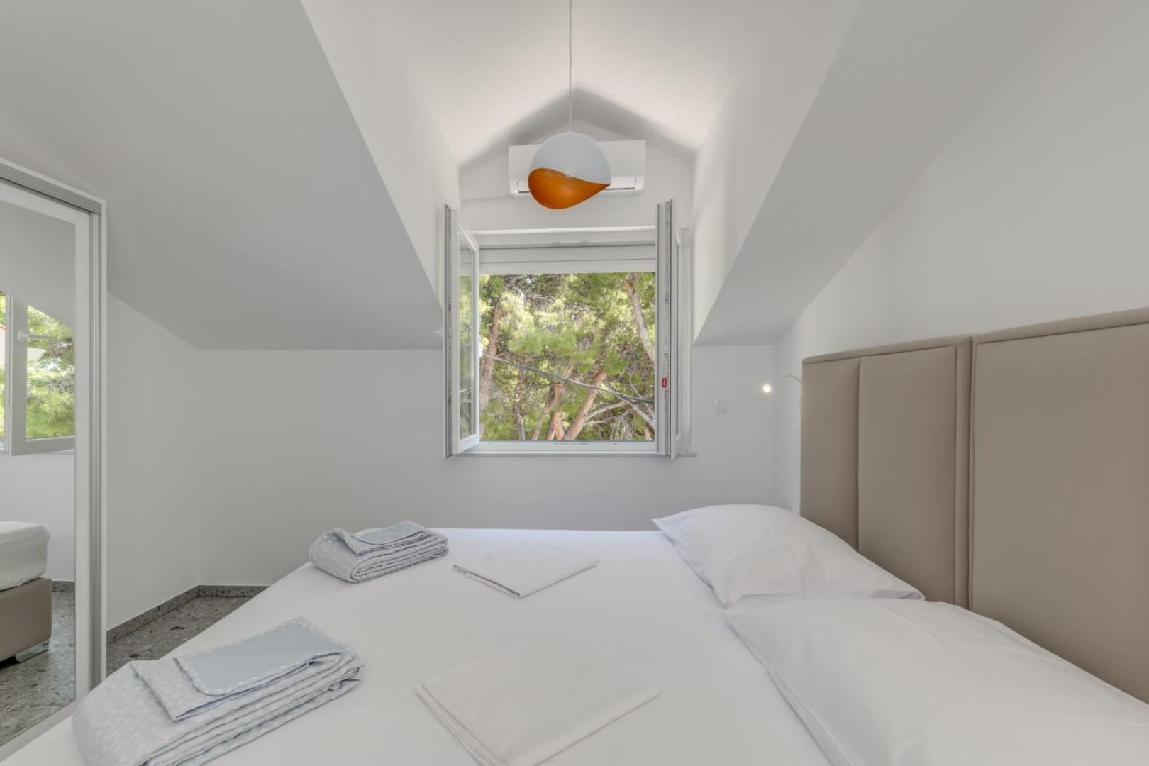 Deluxe Seaview Villa Kennedy III Mimice Luaran gambar