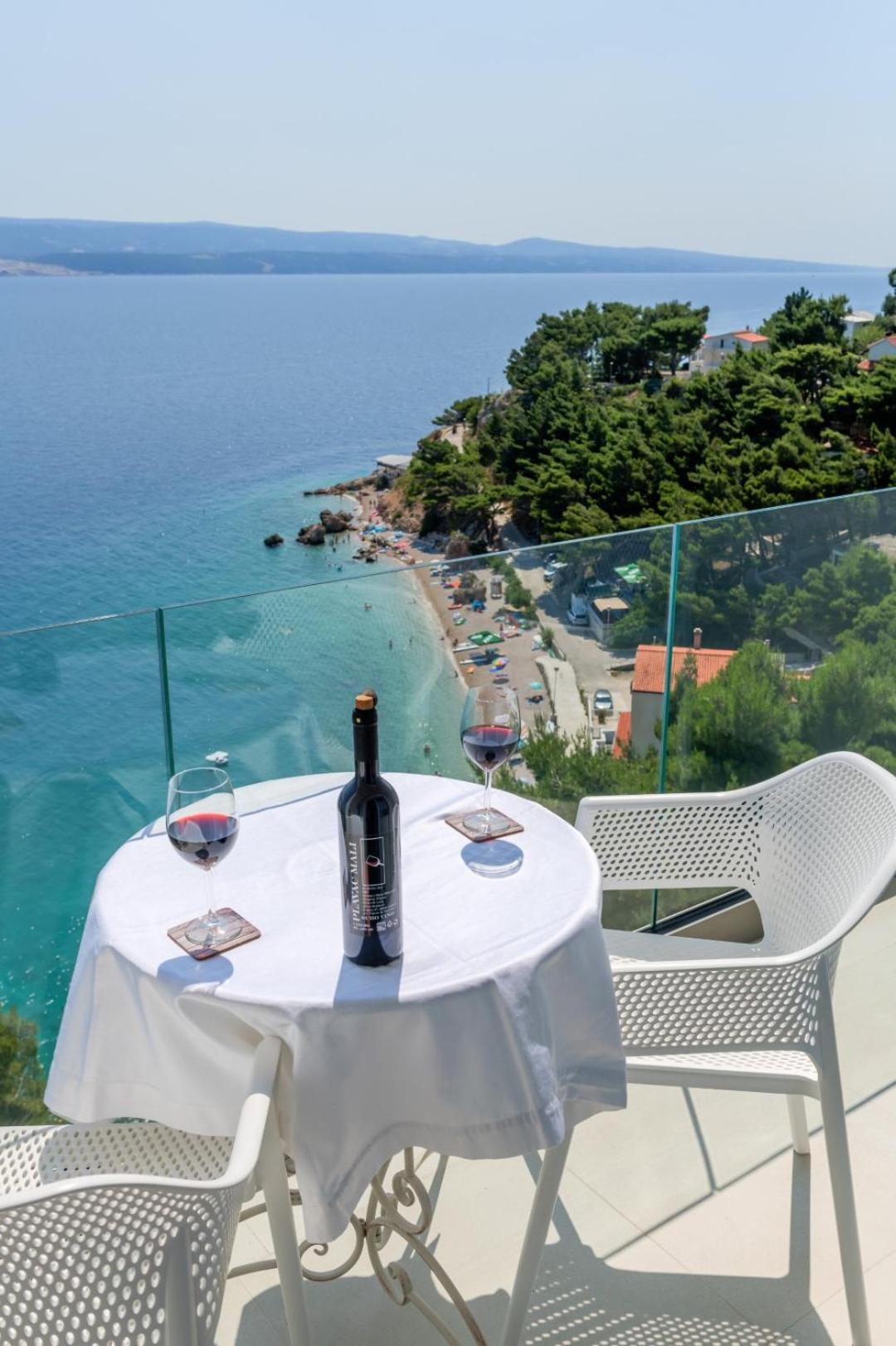 Deluxe Seaview Villa Kennedy III Mimice Luaran gambar