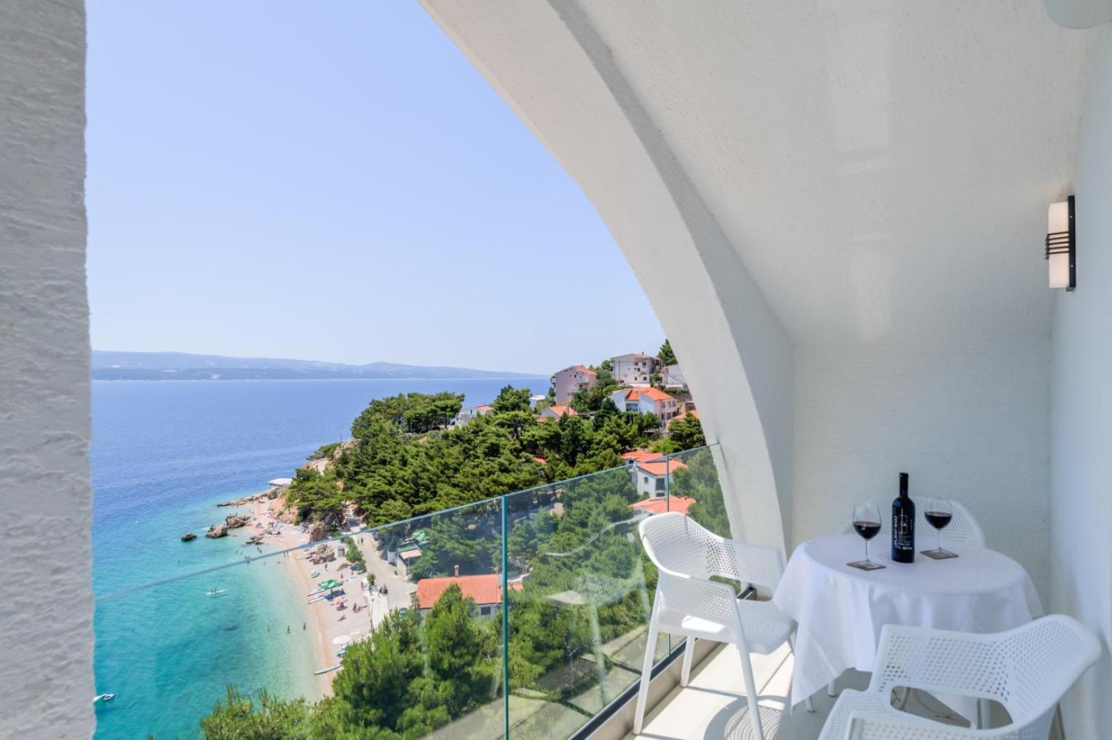 Deluxe Seaview Villa Kennedy III Mimice Luaran gambar