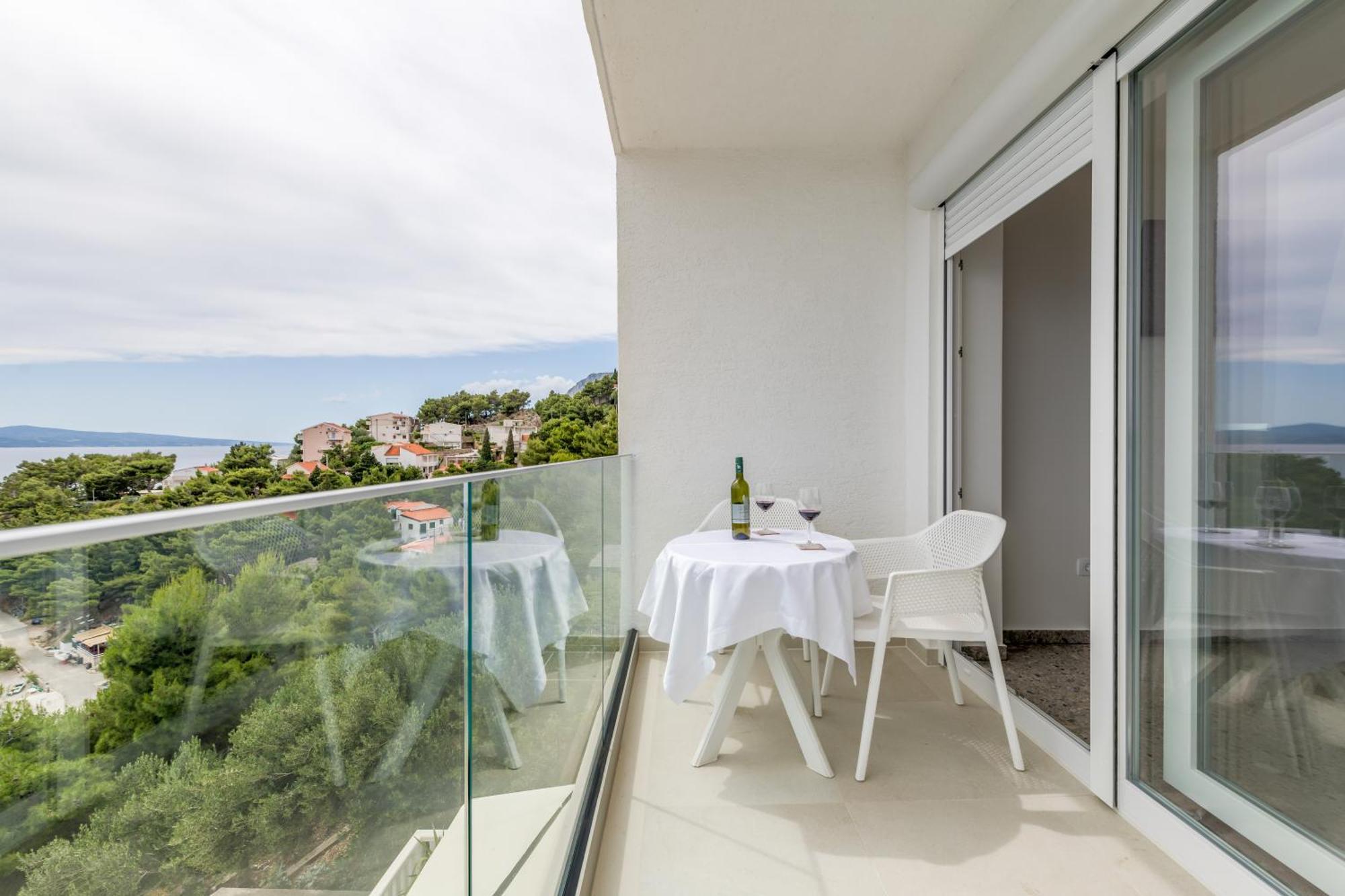 Deluxe Seaview Villa Kennedy III Mimice Luaran gambar